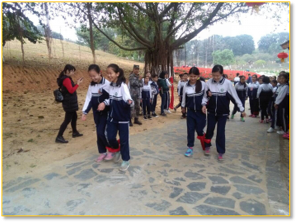 兩人三足_副本.png 兩人三足_副本.png